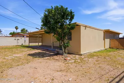8041 E Julia Street, Tucson, AZ 85710 - Photo 35