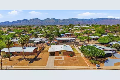 8041 E Julia Street, Tucson, AZ 85710 - Photo 5