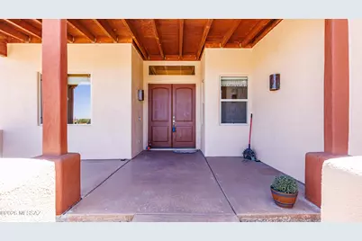 5456 E Pioneer Lane, Hereford, AZ 85615 - Photo 5