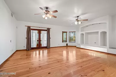 5480 W Sharpshooter Court, Tucson, AZ 85743 - Photo 25