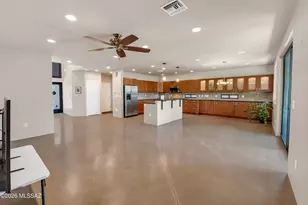 1240 E Blacklidge Dr, Tucson, AZ 85719 - Photo 9