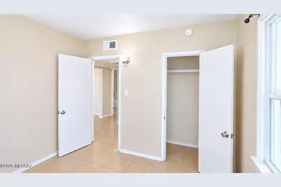 1302 N Dodge Boulevard, Tucson, AZ 85716 - Photo 9