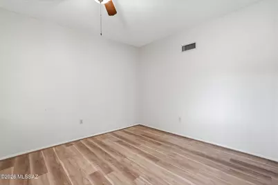 1072 W Camino Urbano, Green Valley, AZ 85622 - Photo 27
