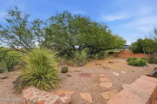 1072 W Camino Urbano, Green Valley, AZ 85622 - Photo 47