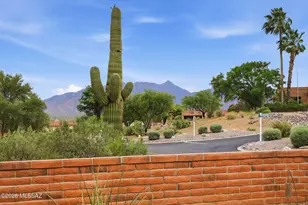 1072 W Camino Urbano, Green Valley, AZ 85622 - Photo 11