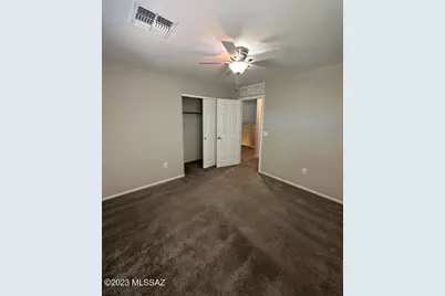 9563 S Trapper Ridge Drive, Tucson, AZ 85747 - Photo 17