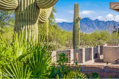972 N Rams Head Road, Green Valley, AZ 85614 - Photo 1