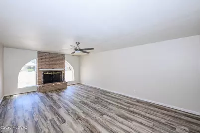 2406 N Shade Tree Circle, Tucson, AZ 85715 - Photo 3