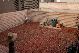 2406 N Shade Tree Cir, Tucson, AZ 85715 - Photo 9