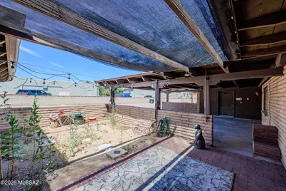 2406 N Shade Tree Circle, Tucson, AZ 85715 - Photo 9