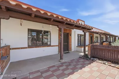 481 S Paseo Lobo #B, Green Valley, AZ 85614 - Photo 3