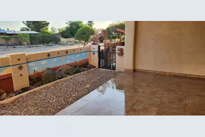 618 W Woodfield Court, Green Valley, AZ 85614 - Photo 9
