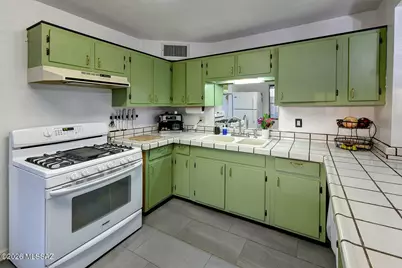 2602 E Sylvia Street, Tucson, AZ 85716 - Photo 9