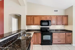 2350 E Skywalker Way, Green Valley, AZ 85614 - Photo 15