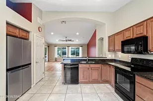2350 E Skywalker Way, Green Valley, AZ 85614 - Photo 21