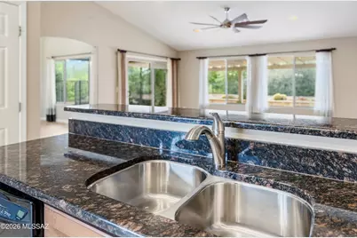 2350 E Skywalker Way, Green Valley, AZ 85614 - Photo 19