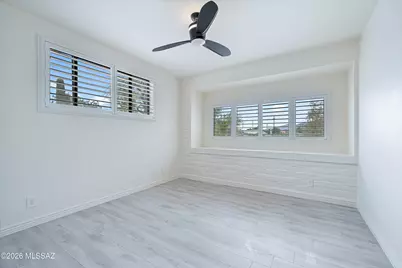 8302 E Kenyon Drive, Tucson, AZ 85710 - Photo 19