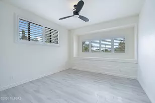 8302 E Kenyon Dr, Tucson, AZ 85710 - Photo 19