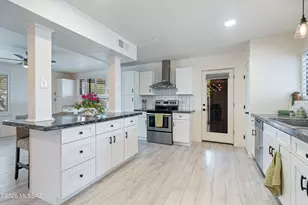 8302 E Kenyon Dr, Tucson, AZ 85710 - Photo 3