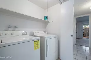 896 S Pantano Rd, Tucson, AZ 85710 - Photo 25