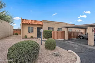 896 S Pantano Rd, Tucson, AZ 85710 - Photo 1