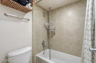 1810 E Blacklidge Dr, Tucson, AZ 85719 - Photo 17
