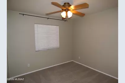 5562 W Peaceful Dove Place, Marana, AZ 85658 - Photo 19