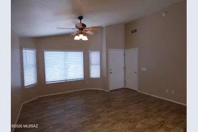 5562 W Peaceful Dove Place, Marana, AZ 85658 - Photo 5