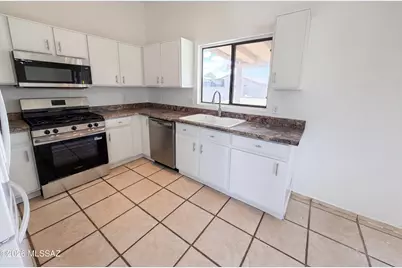 1657 W Wood Crest Court, Tucson, AZ 85746 - Photo 7