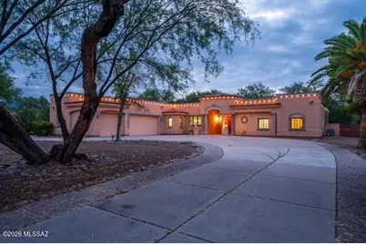 2010 N Forty Niner Drive, Tucson, AZ 85749 - Photo 1