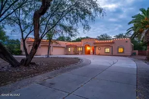 2010 N Forty Niner Dr, Tucson, AZ 85749 - Photo 1