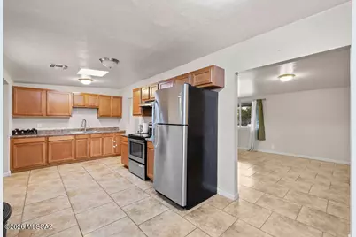 1301 W Kleindale Road, Tucson, AZ 85705 - Photo 11