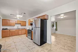 1301 W Kleindale Rd, Tucson, AZ 85705 - Photo 11