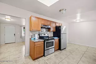 1301 W Kleindale Rd, Tucson, AZ 85705 - Photo 3