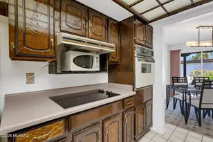 9027 E Palms Park Dr, Tucson, AZ 85715 - Photo 9