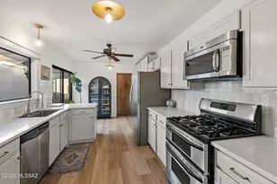 6777 E Dorado Ct, Tucson, AZ 85715 - Photo 5