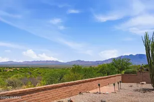 2062 W Vista Ridge Dr, Green Valley, AZ 85622 - Photo 1