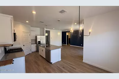 667 W Wilkinson Street, Vail, AZ 85641 - Photo 11