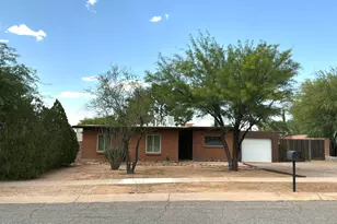 118 W Andrew Potter St, Corona de Tucson, AZ 85641 - Photo 1