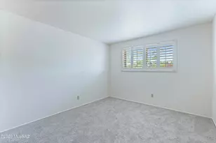 9021 E Sierra St, Tucson, AZ 85710 - Photo 25