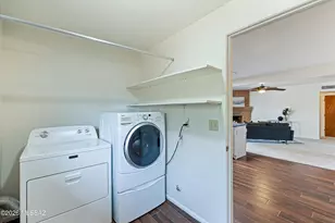 9021 E Sierra St, Tucson, AZ 85710 - Photo 17