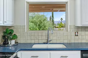 9021 E Sierra St, Tucson, AZ 85710 - Photo 15