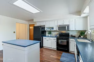 9021 E Sierra St, Tucson, AZ 85710 - Photo 11