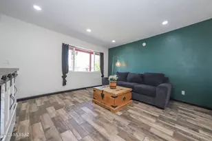 3251 S Serena Cir, Tucson, AZ 85730 - Photo 11