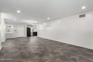 225 W 1st St, Tucson, AZ 85705 - Photo 13