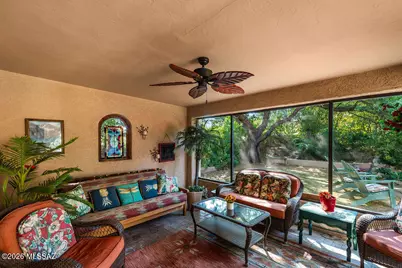 1018 N Cowboy Canyon Drive, Green Valley, AZ 85614 - Photo 13