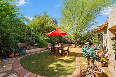 1018 N Cowboy Canyon Drive, Green Valley, AZ 85614 - Photo 17
