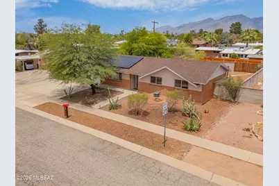 7449 E 18th Street, Tucson, AZ 85710 - Photo 3