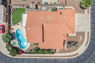 7049 W Deserama Dr, Tucson, AZ 85743 - Photo 45