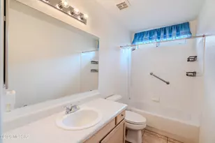 3071 S Foster Dr, Tucson, AZ 85730 - Photo 11
